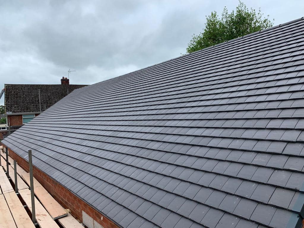 What customer reviews and testimonials should I look for in Shropshire roofing contractors?